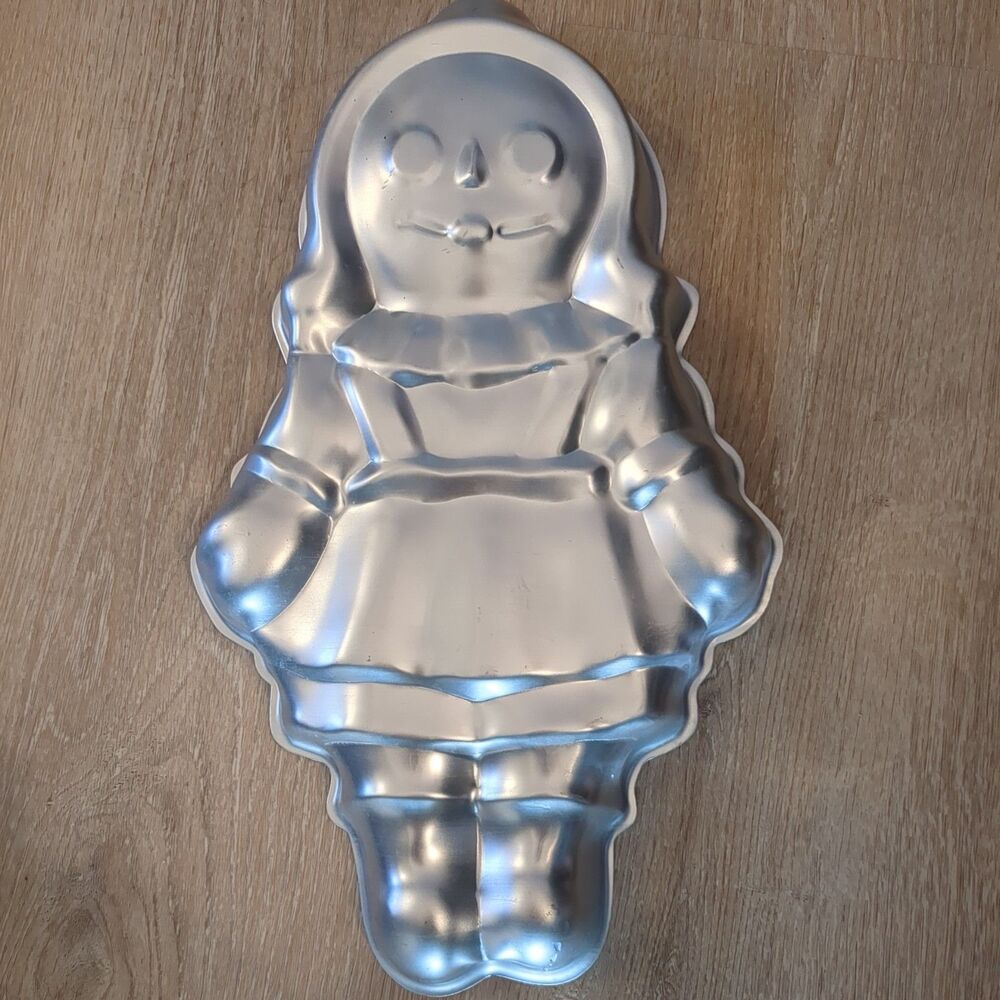 Vintage 1971 Wilton Raggedy Ann Cake Pan Jello Mold 502-968